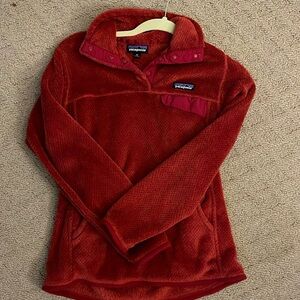 Red Patagonia pullover